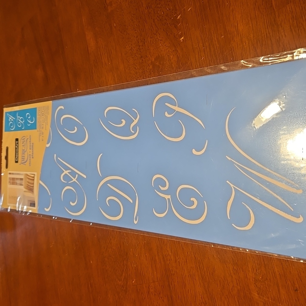 DecoArt Americana 3" monogrammed alphabet stencil
